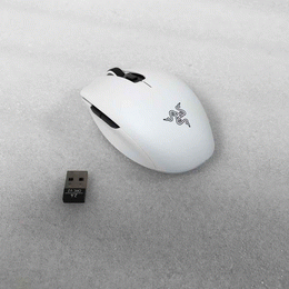 APPLE 〔中古〕Magic Trackpad (USB-C) ブラック (Multi-Touch対応