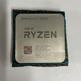 AMD 〔中古〕Ryzen 7 7800X3D 〔4.2GHz/Socket AM5〕（中古1ヶ月保証