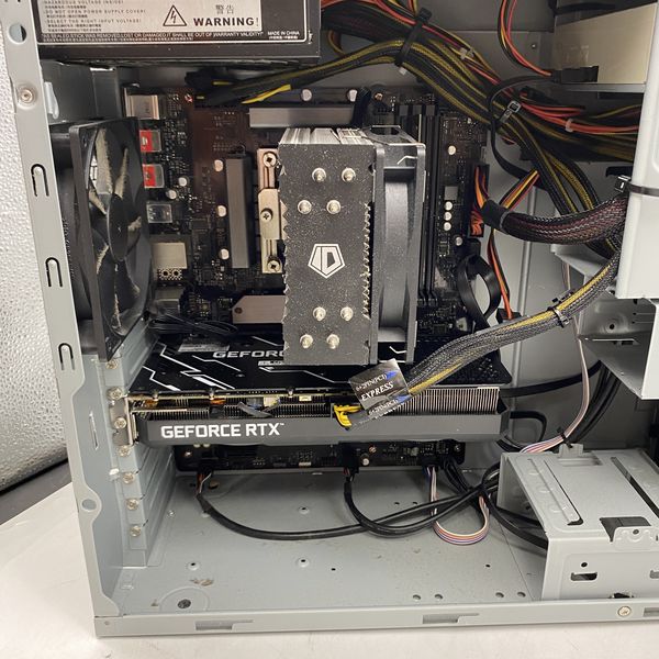 ノーブランド 〔中古〕OS無シPC(汚レ大) インテル® Core™ i7-10700F