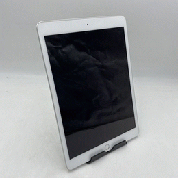 APPLE 〔中古〕iPad 第7世代 128GB シルバー MW6F2J／A SoftBank（中古