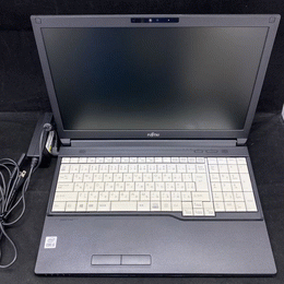 FUJITSU 〔中古〕FMVA53E3BG インテル® Core™ i7-1165G7 プロセッサー