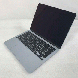 APPLE 〔中古〕MacBook Air 15.3-inch Early-2026 MDVH4J／A Apple M5