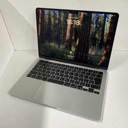 APPLE 〔中古〕MacBook Air (13-inch・M4・2025) MC6T4J/A スカイ