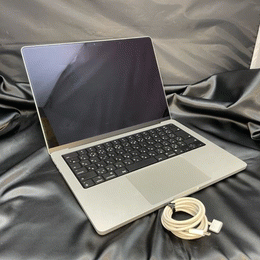 APPLE 〔中古〕MacBook Pro (13-inch・M2・2022) シルバー MacOS/Apple