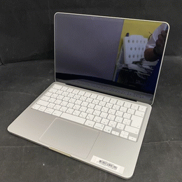 APPLE 〔中古〕MacBook Neo MHFA4J/A シルバー Apple A18 Pro/8GB