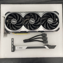 玄人志向 〔中古〕GeForce RTX5070Ti GK-RTX5070Ti-E16GB/WHITE/TP