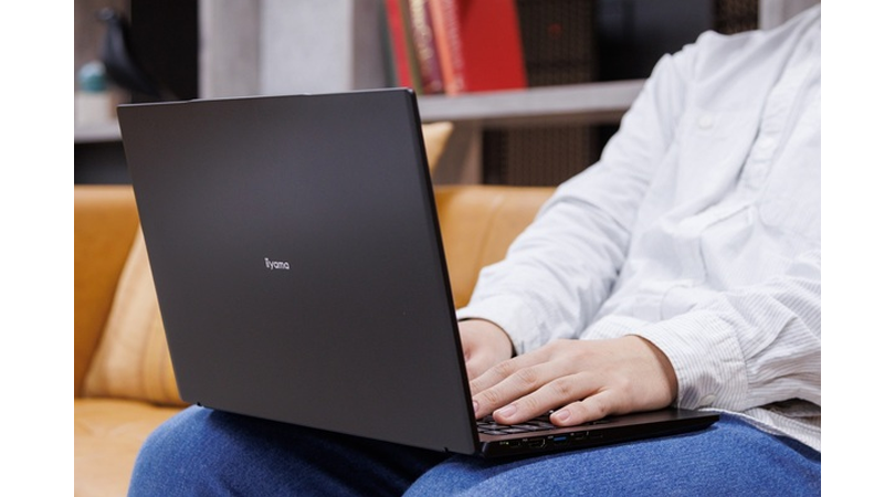 [PR]大学生のPCはこれで決まり!? 4年保証で1kg未満の14型ノートPCが15万円台はこのご時世でお手頃すぎる